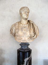Бюст императора Нерона.