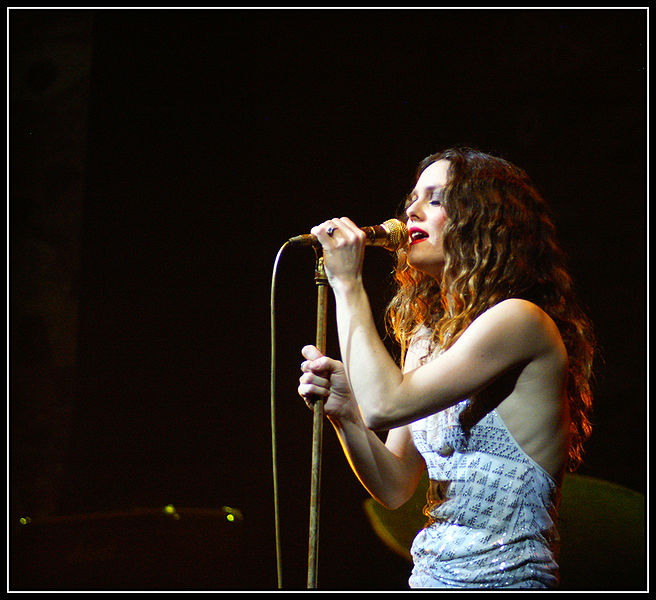 File:Vanessa Paradis 20071103 Chateauroux 2.jpg