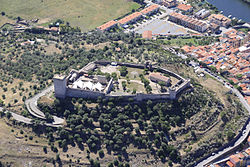 Veduta aerea del Castello Malaspina und Bosa.JPG