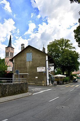 So kommt man zu Bernex Ge mit den Öffentlichen - Mehr zum Ort Hier