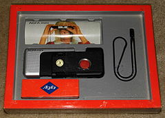 Vintage Agfa Mini Pocket Camera, 110 Film, Made In India, Circa 1982 (14013366769).jpg