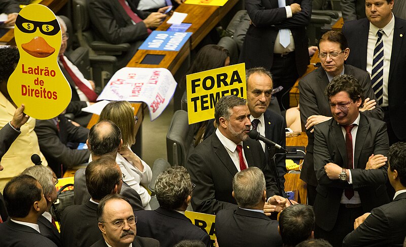 File:Votação- rodrigo-Maia-governistas-quórum-deputados-oposição-salão-verde-denúncia-temer-Foto -Lula-Marques-agência-PT-17 (26157998219).jpg