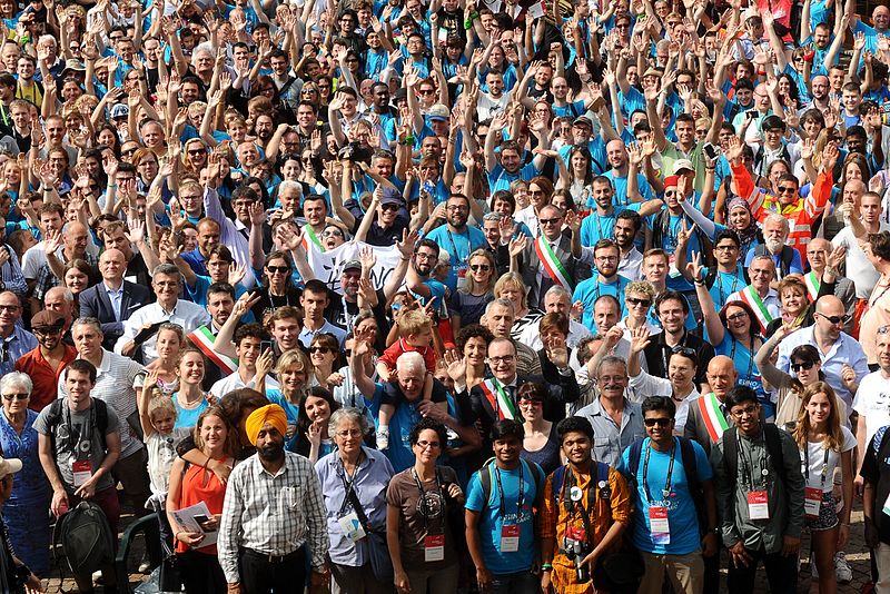 File:Wikimania 2016 - group photo 03.jpg