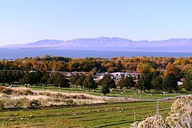 Villard ko'rfazi bo'ylab tomosha qilingan Tog'li tog 'fotosurati