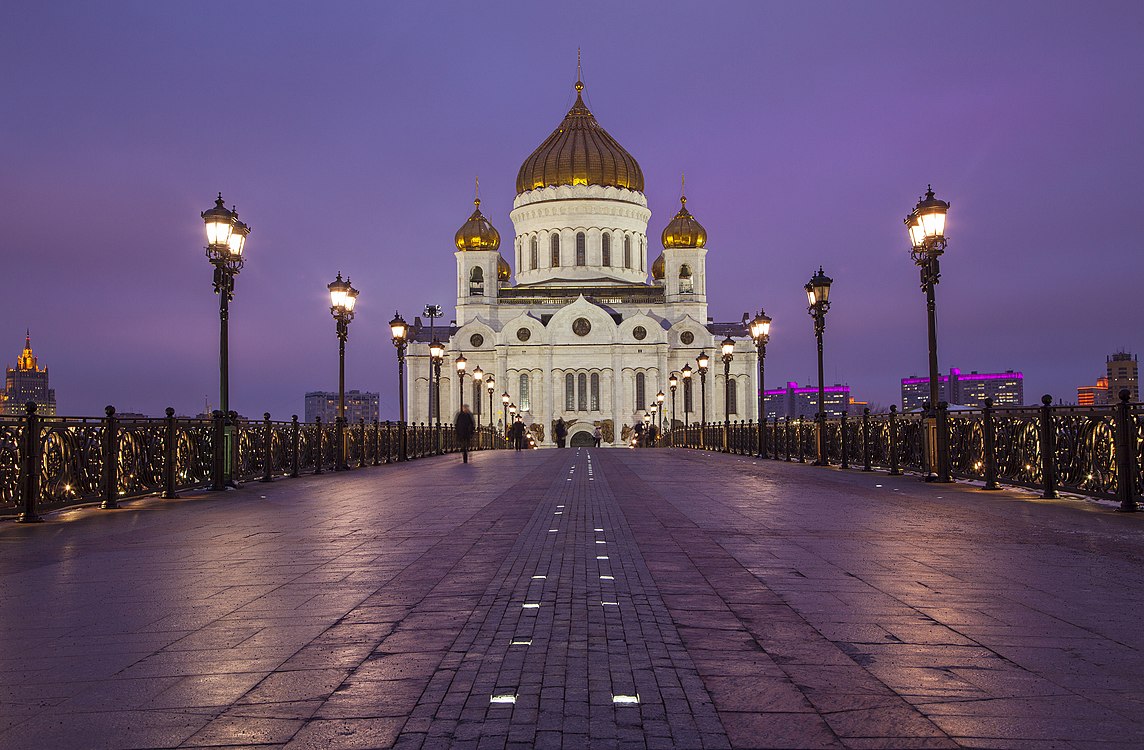 храм христа спасителя в москве зимой