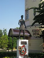 Пам'ятник угорському поету Шандору Петефі.jpg