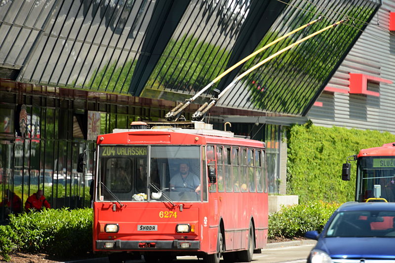 File:14-05-06-obus-bratislava-RalfR-18.jpg