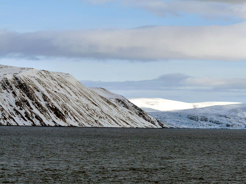 File:18 To Honningsvåg (5621318321).jpg