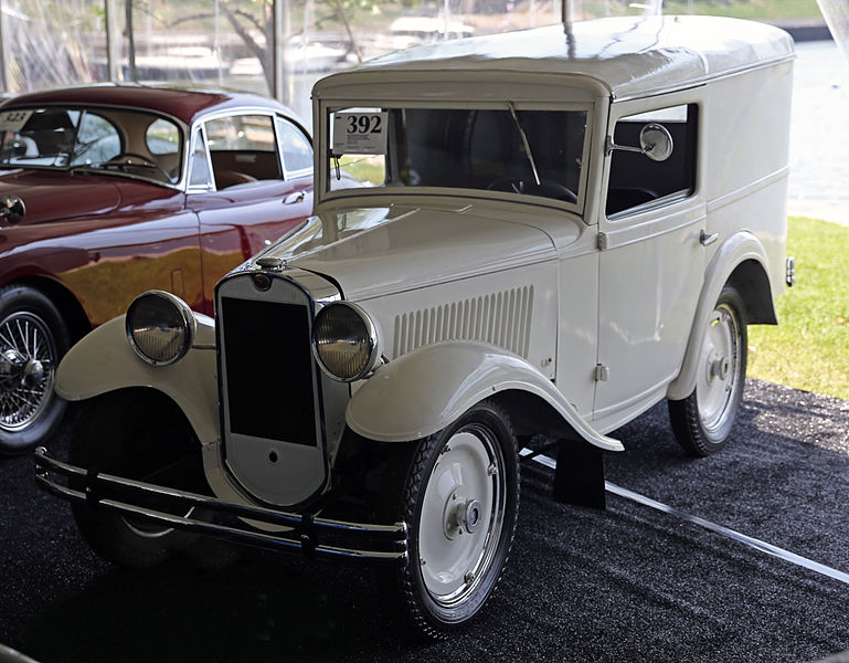 File:1935 American Austin Panel Van white.jpg