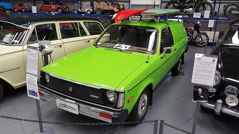 File:1981 Holden Gemini (TE) Panel Van @ Motor Museum of WA.jpg