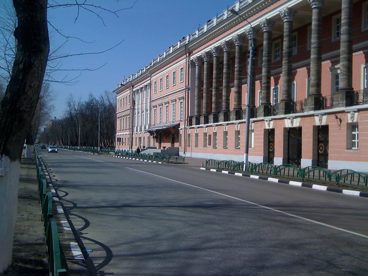 екатерининский дворец в лефортово