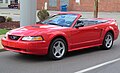 2000 Ford Mustang GT convertible, front left view