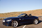 2011 BMW Z4 sDrive35i (1) .jpg