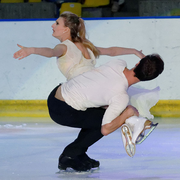 File:2015-04-23 21-38-39 gala-patinoire.jpg