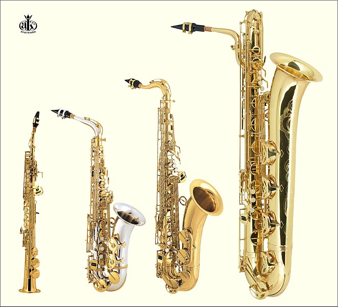 File:4 Saxophone Amati.jpg
