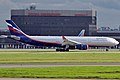 Airbus A330-300 společnosti Aeroflot na pozadí Sheremetyevo-F