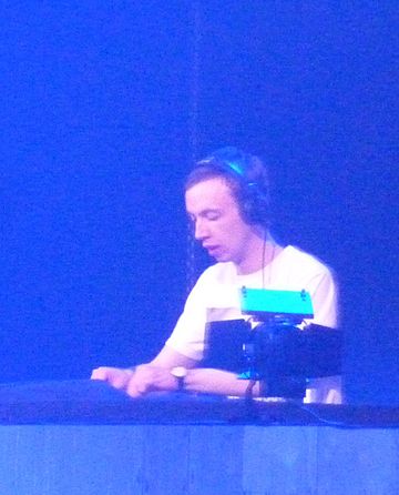 Andrew Rayel