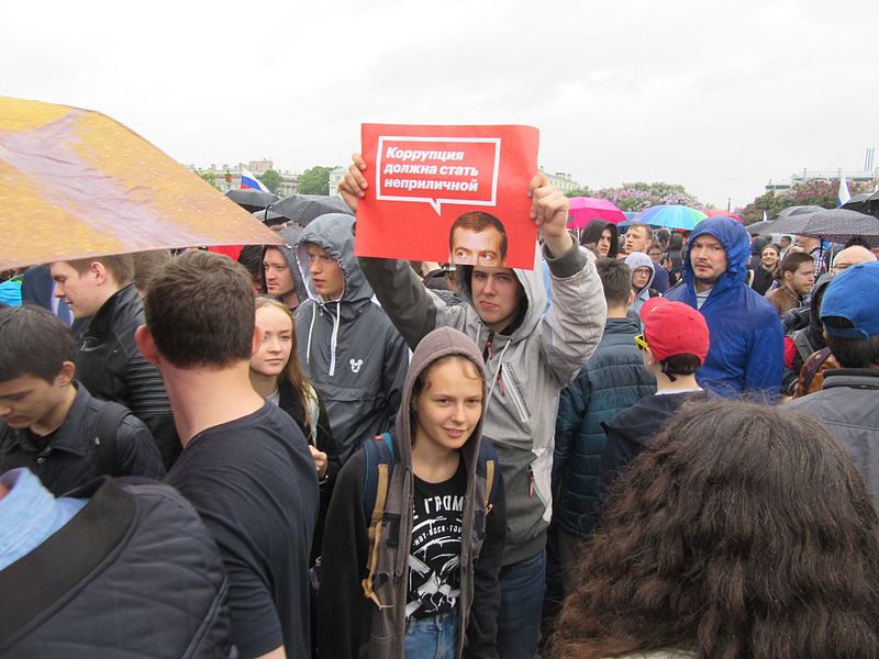 File:Anti-Corruption Rally in Saint Petersburg (2017-06-12) 94.jpg