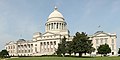 Arkansas State Capitol-2 (cropped).jpg
