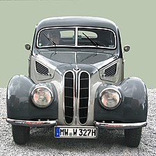 BMW 327, Bj. 1940 (2009-10-13) Front.jpg