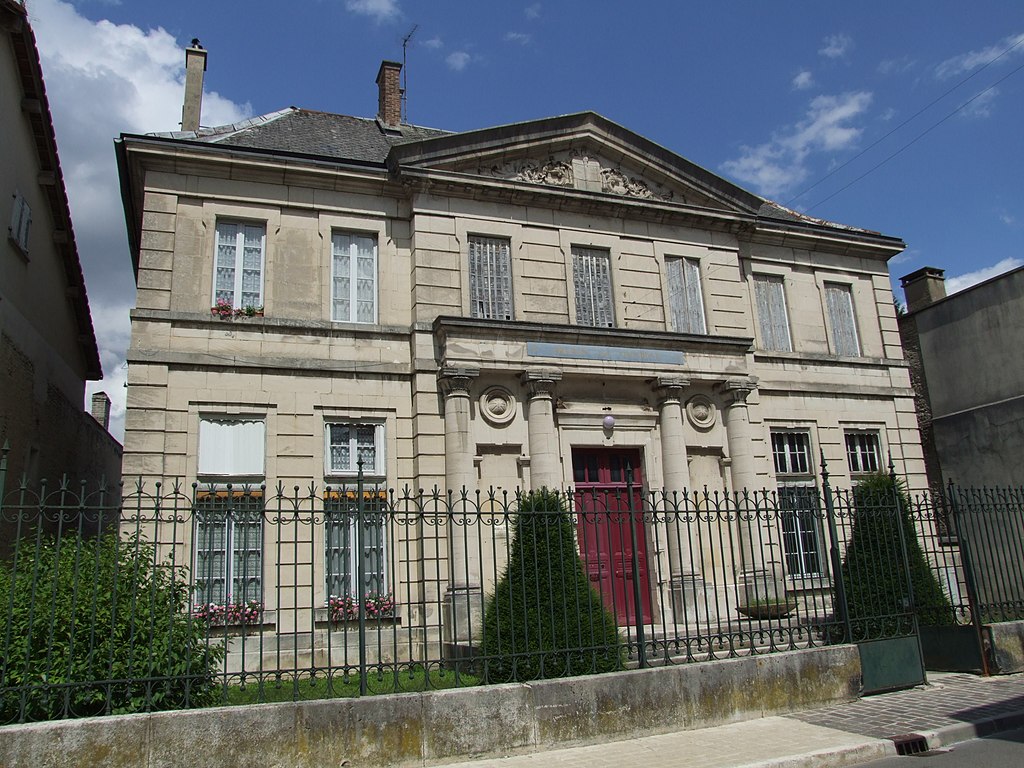 Bar-sur-Aube - Tribunal.jpg