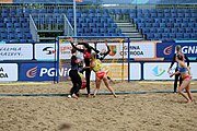 Deutsch: Beachhandball Europameisterschaften 2019 (Beach handball Euro); Tag 5: 6. Juli 2019 – Frauen, Platzierungsspiel für die Ränge 9–12, Deutschland-Polen 2:1 (22:23, 19:16, 7:6) English: Beach handball Euro; Day 5: 6 July 2019 – Placement Match/Cross Match for rank 9–12 Women – Germany-Poland 2:1 (22:23, 19:16, 7:6)