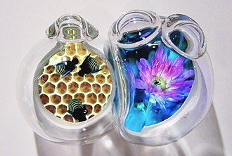 Beebubble, glass artwork by Katja Loher Beebubble, glass artwork by Katja Loher.jpg