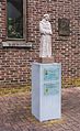 * Nomination Statue of minderbroeder at Paterskerk in Rekem (part) of Lanaken province of Limburg in Belgium. --Famberhorst 05:46, 18 July 2016 (UTC) * Promotion Good quality. --Johann Jaritz 06:43, 18 July 2016 (UTC)