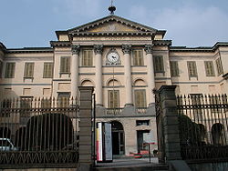 Bergamo accademia carrara esterno.jpg