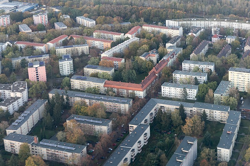 Luftbild des Ortsteils Berlin-Reinickendorf (Raschdorffstraße) während eines Flugs von CDG nach TXL.