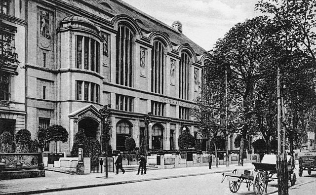 Das Weinhaus Rheingold, Ansicht von der Bellevuestraße um 1907