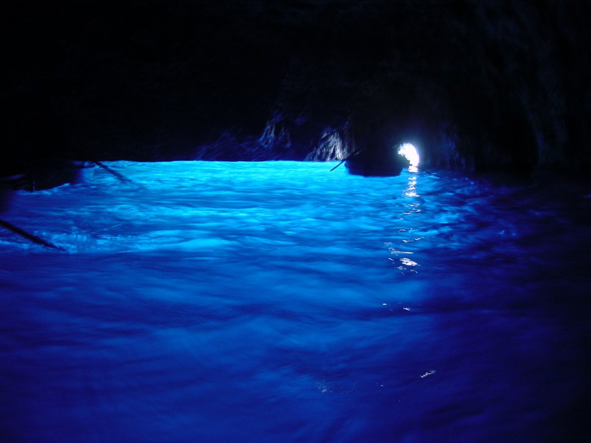 Blue Grotto Capri Inside.jpg