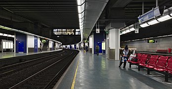 Bruxelles-Luxembourg train station platform 3 (Belgium).jpg