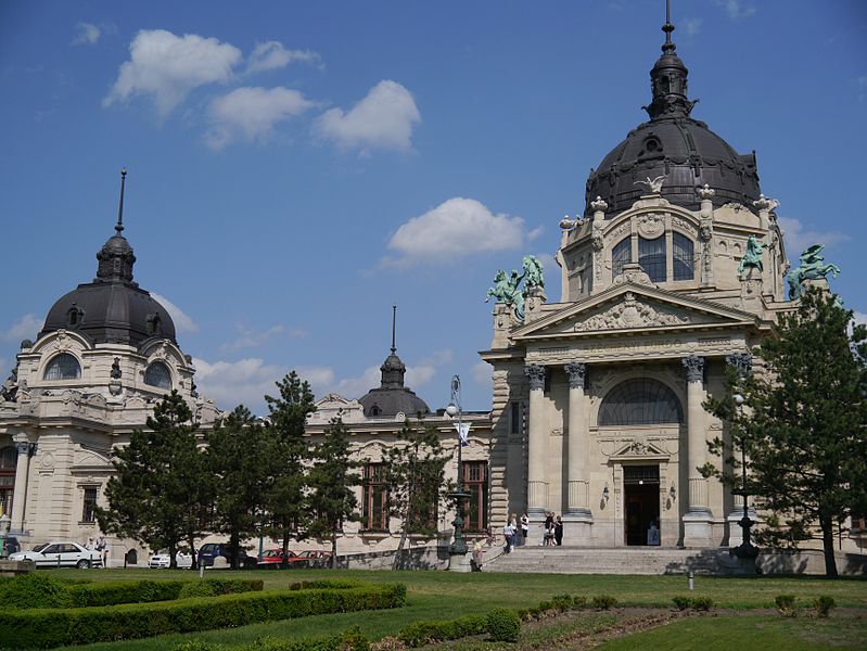 File:Budapest Széchenyi-Bad 4.JPG