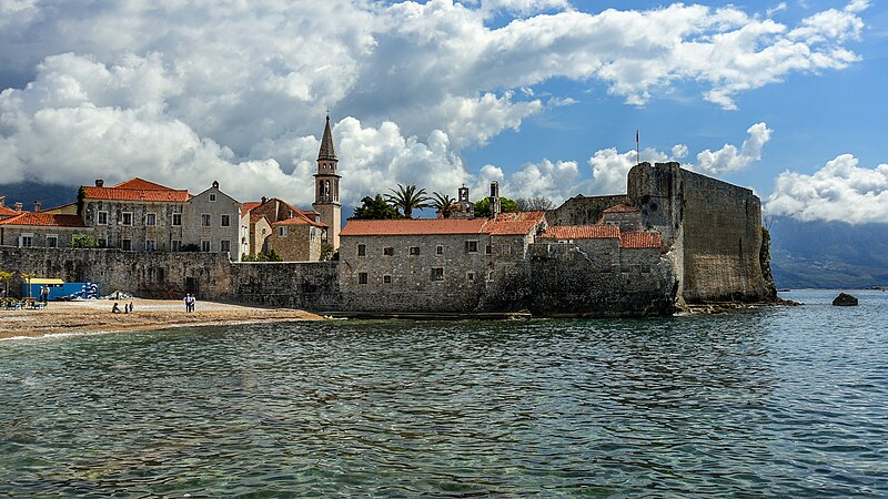 File:Budva (34814969980).jpg