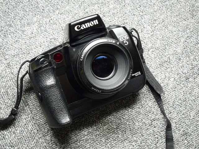 キヤノン EOS 5 QD - Wikipedia