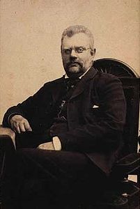 Carl Møller 1844-1898 by Augustinus 1895.jpg