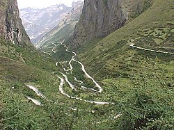 The road from the Sacred Valley to Huayopata, coming down from Abra Malaga (Pass), 4,333 metres (14,216 ft) in elevation.