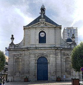 De gevel van het gebouw.