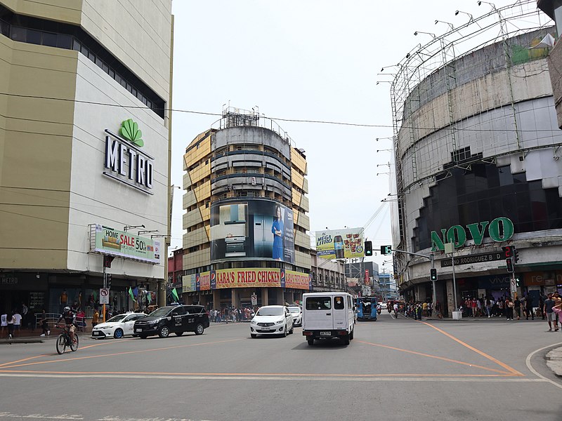 File:Colon Street-Osmeña Boulevard intersection close-up (Cebu City; 09-05-2022).jpg