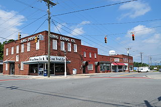 <span class="mw-page-title-main">King Historic District</span> Historic district in North Carolina, United States