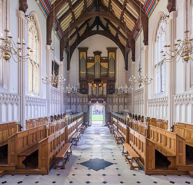 File:Corpus Christi College Chapel 2, Cambridge, UK - Diliff.jpg