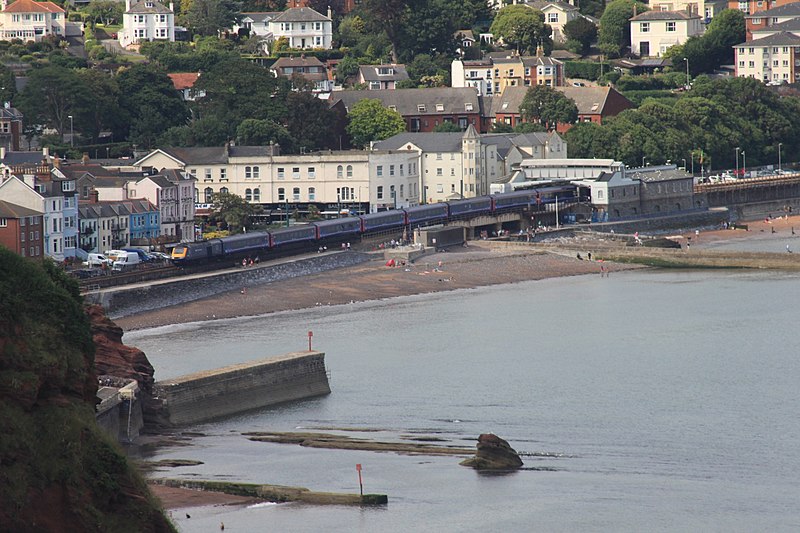 File:Dawlish - FGW down HST.JPG