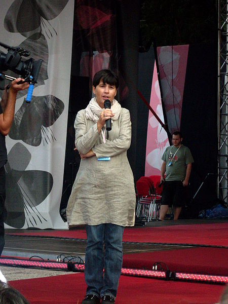 File:Director of casting Monika Figura at III Meeting of Fans of the TV series 'M jak miłość' in Gdynia 2009 - 3.jpg