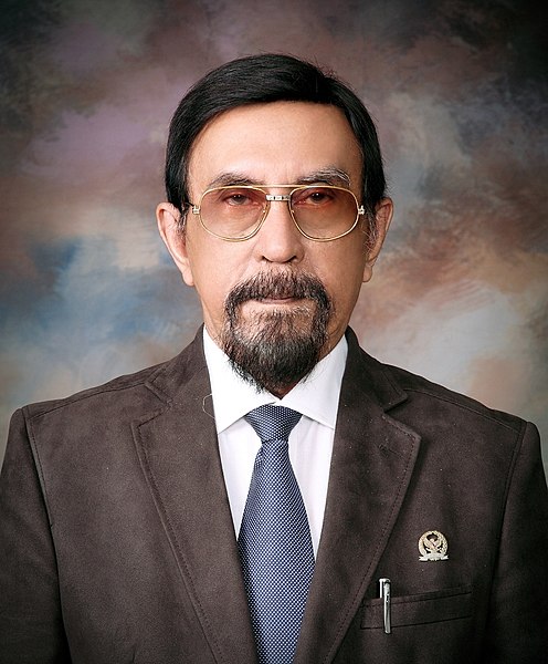 File:Drs. H. Mudaffar Sjah, M.Si.jpg