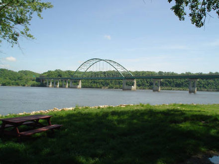 The Dubuque-Wisconsin Bridge (2004)