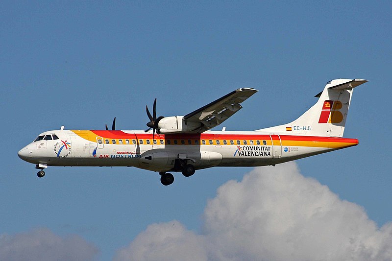 File:EC-HJI ATR.72-212A IB-Air Nost PMI 25SEP10 (5032819719).jpg