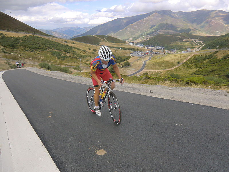 File:Etapa Cicloturista Vuelta 2012 096.JPG