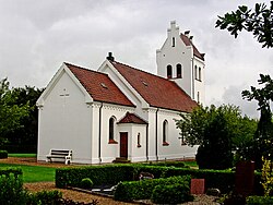 FAVRHOLT kirke (Brande-Ikast) 2.JPG