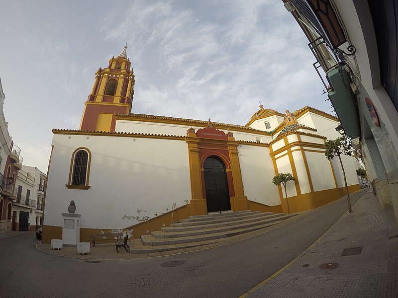 File:Fachada trasera Iglesia Santa María La Blanca.jpg